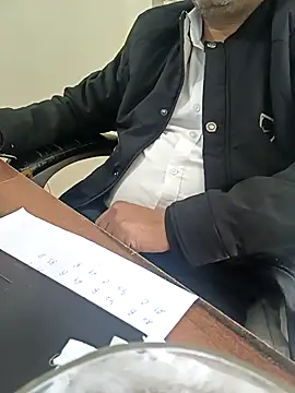 Hot-man39 online show from 12.04.25