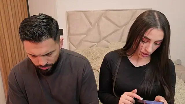 teseo and afroditha  online show from 09.26.25