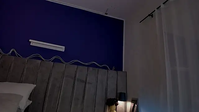 EvaaStevens online show from 07.04.26