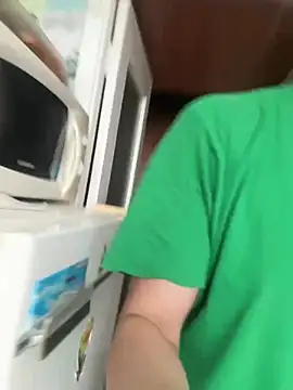 Snapshot of AlisaKissss chatting on 12.19.24 AlisaKissss online show from 12.19.24