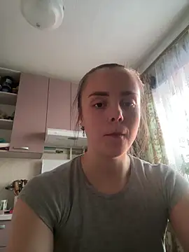 Snapshot of AlisaKissss chatting on 02.25.25 AlisaKissss online show from 02.25.25