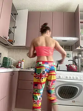 Snapshot of AlisaKissss chatting on 03.04.25 AlisaKissss online show from 03.04.25