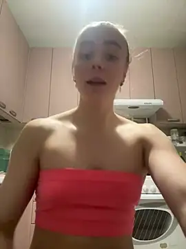 Snapshot of AlisaKissss chatting on 03.07.25 AlisaKissss online show from 03.07.25