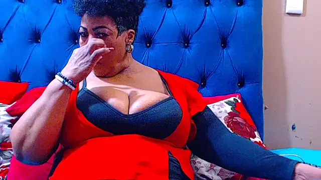 ebonycandy10 online show from 12.04.25