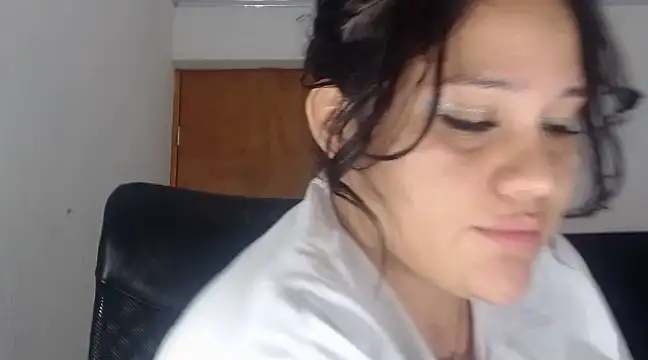 Snapshot of melissa4855 chatting on 01.06.25 melissa4855 online show from 01.06.25