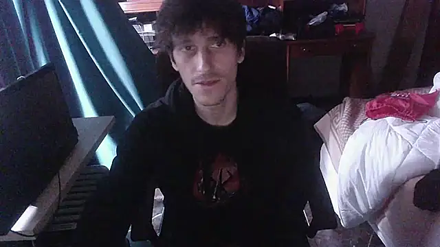 Snapshot of Twink_Andalu chatting on 03.10.25 Twink Andalu online show from 03.10.25