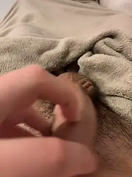 Snapshot of fuckitzer chatting on 02.21.25 fuckitzer online show from 02.21.25