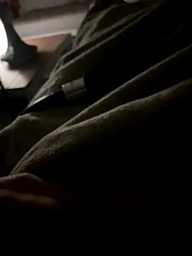 Snapshot of fuckitzer chatting on 11.04.25 fuckitzer online show from 11.04.25