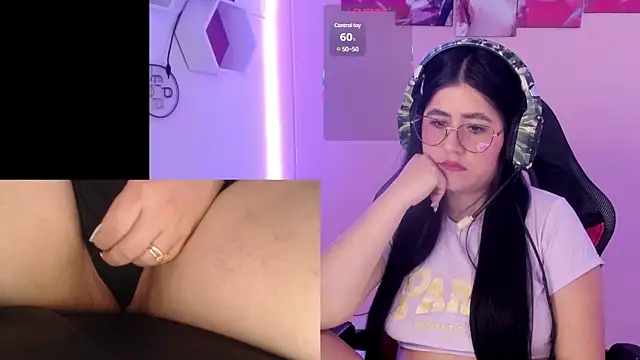 DanielaHang online show from 01.22.25