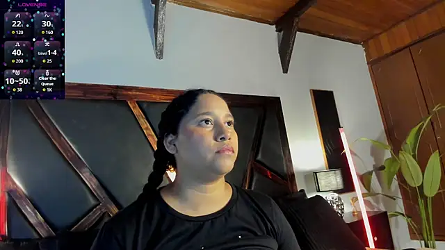 EmiliWilliams online show from 04.24.26