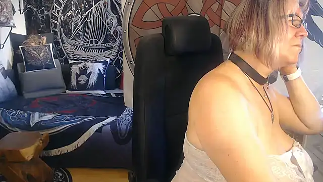 TittenMichelle online show from 10.03.25