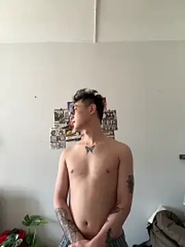 Snapshot of Eric246 chatting on 02.08.26 Eric246 online show from 02.08.26