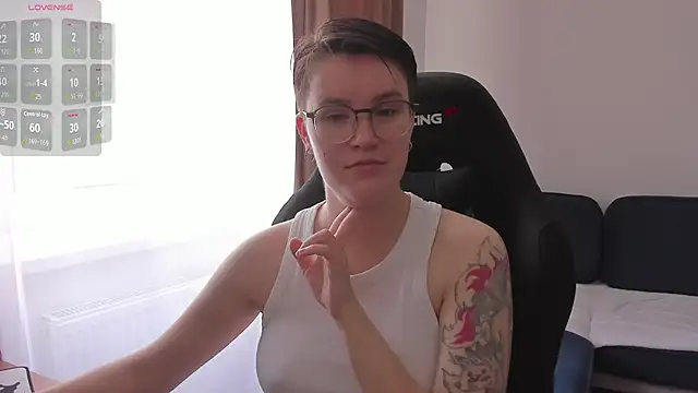 Snapshot of JessieFlower chatting on 07.04.26 JessieFlower online show from 07.04.26