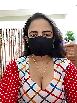 Payel-Sen online show from 10.25.25