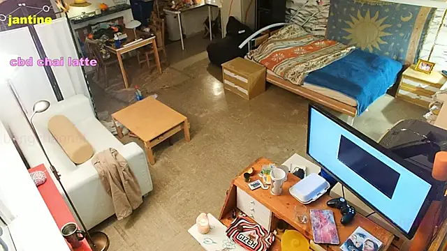 Snapshot of BongChannel chatting on 03.08.25 BongChannel online show from 03.08.25