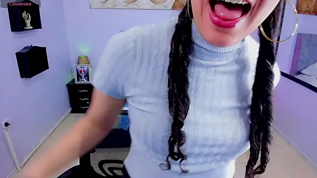 Lana stone  online show from 01.13.25