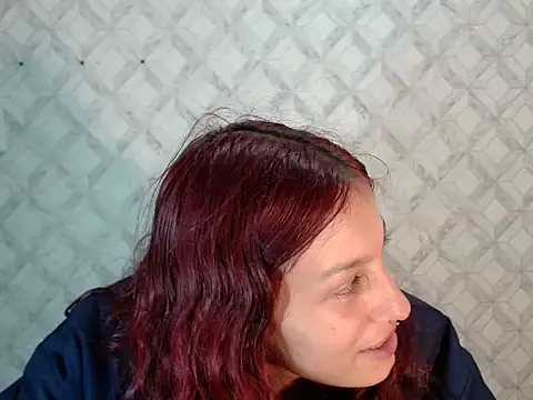 Snapshot of Emma-Wilson chatting on 06.18.26 Emma-Wilson online show from 06.18.26