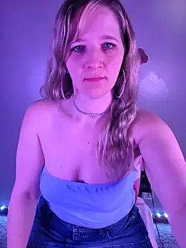 Snapshot of SugarHigh34 chatting on 03.02.26 SugarHigh34 online show from 03.02.26