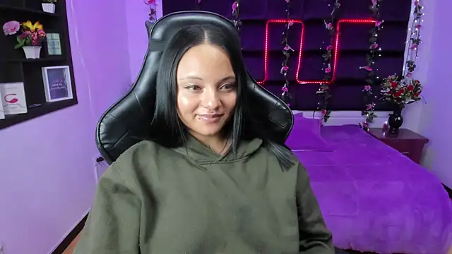 sweelanna   online show from 02.16.25