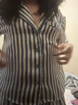 Snapshot of Nicoliee chatting on 05.25.26 Nicoliee online show from 05.25.26