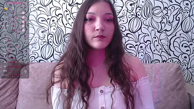 Snapshot of AlisaDevis chatting on 06.16.26 AlisaDevis online show from 06.16.26