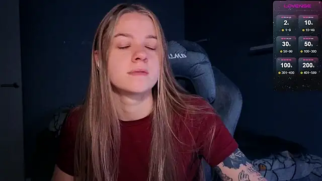 candy maggie online show from 10.04.25