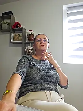 KristenVega online show from 09.26.25