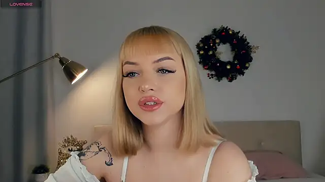 KateDolphin online show from 12.13.24