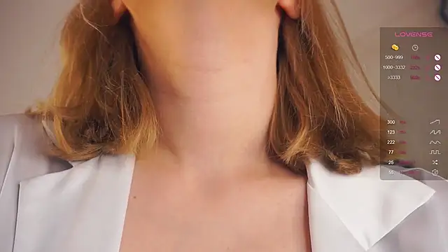 KateDolphin online show from 12.14.24