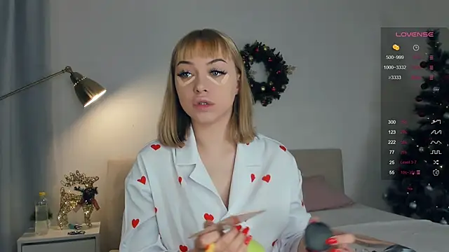 KateDolphin online show from 12.27.24