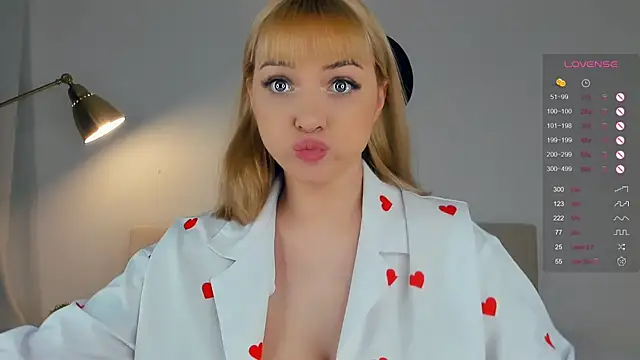 KateDolphin online show from 01.19.25