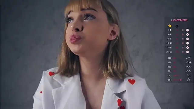 KateDolphin online show from 02.25.25