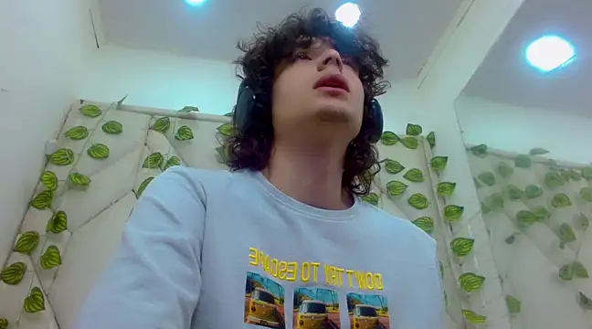 Sr BonnyEthan online show from 02.15.25