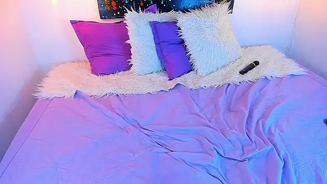 cloe bridgee online show from 01.07.25