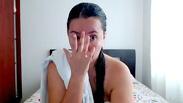 emely sexx20 online show from 10.07.25