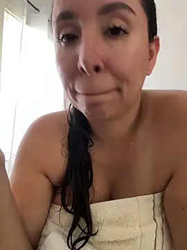 Snapshot of emely_sexx20 chatting on 02.08.26 emely sexx20 online show from 02.08.26