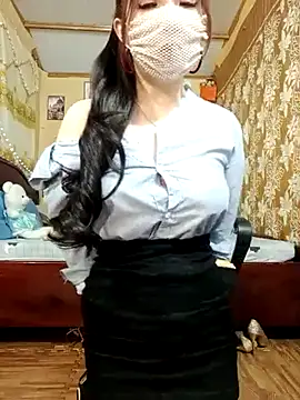 Snapshot of Lanian_99 chatting on 02.18.25 Lanian 99 online show from 02.18.25