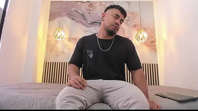 BrianMalonee online show from 10.17.25