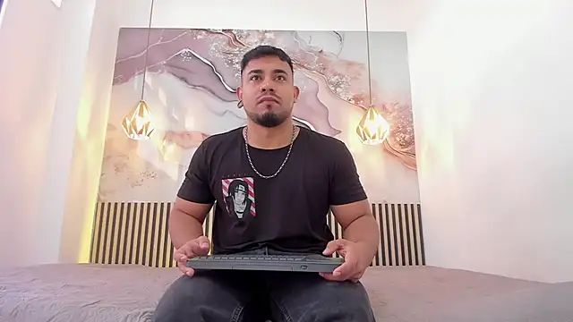 BrianMalonee online show from 11.18.25