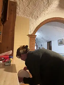 selenaluvv online show from 02.27.26