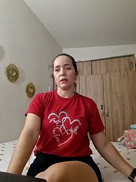 Snapshot of tessafontana37 chatting on 11.11.25 tessafontana37 online show from 11.11.25