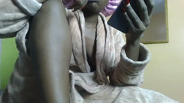 Fine assie online show from 04.17.26