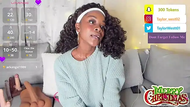 Snapshot of Miss_westt_ chatting on 12.27.24 Miss westt  online show from 12.27.24