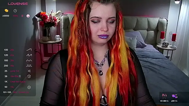 Snapshot of Miss_Maya_Mils chatting on 02.05.25 Miss Maya Mils online show from 02.05.25