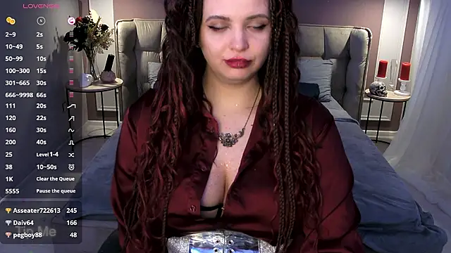 Miss Maya Mils online show from 02.20.26