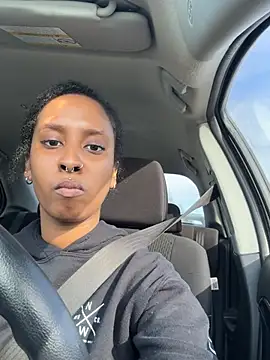 Your Paris online show from 03.21.25