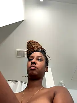 Your Paris online show from 09.24.25