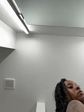 Your Paris online show from 03.13.26