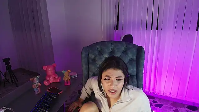 IsabelleFoxx  online show from 01.05.25