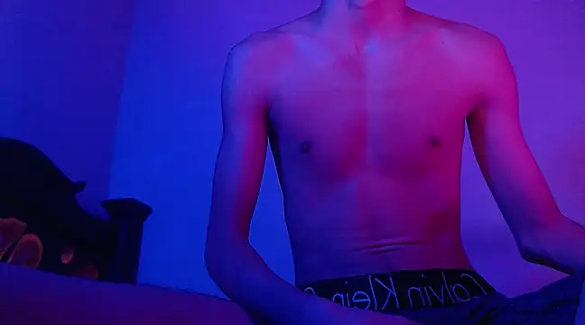 isaaclatino online show from 01.25.25